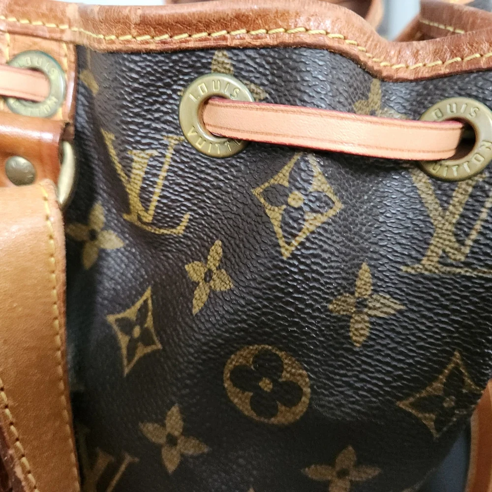 Louis Vuitton Monogram Brown Bucket Bag - Picture 2 of 14